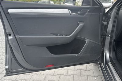 Skoda Superb Ambition 2.0 TDI  DSG