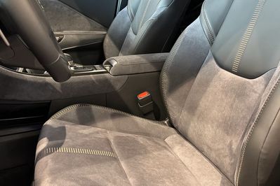 Lexus LBX Cool 1.5 Hybrid