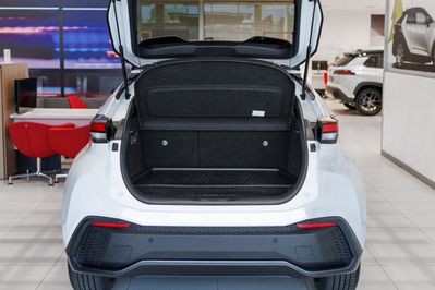 Toyota C-HR 2.0 PHEV Dynamic Force Style