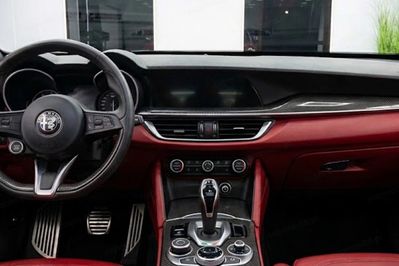 Alfa Romeo Stelvio Turbo Veloce Q4