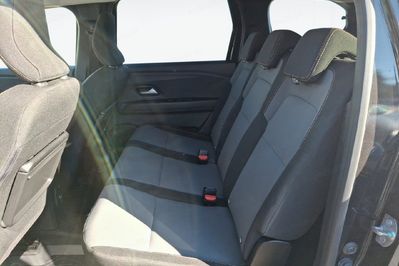 Dacia Jogger Extreme+ 1.6 Hybrid AT 7-miejsc