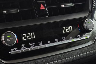 Toyota Corolla Style 1.8 Hybrid