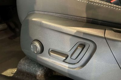 Volvo XC40 B4 Ultra Dark