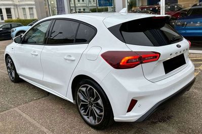 Ford Focus ST-Line X  1.0 EcoBoost