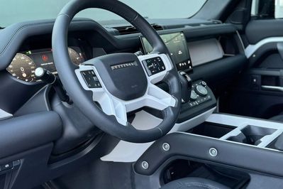 Land Rover Defender 110 3.0 D300 mHEV X-Dynamic SE