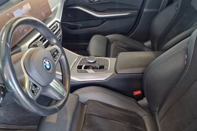 BMW Seria 3 320d xDrive mHEV M Sport aut