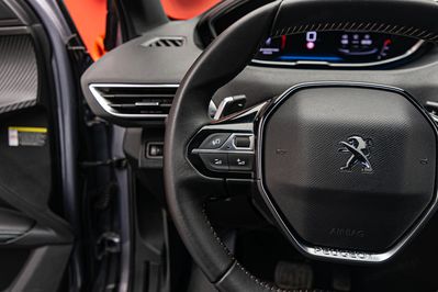 Peugeot 5008 1.5 BlueHDi Allure Pack S&S EAT8