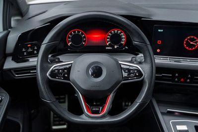 Volkswagen Golf VIII 2.0 TSI GTI DSG