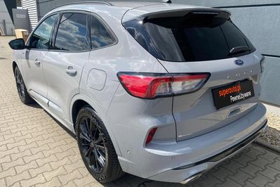 Ford Kuga 2.5 FHEV FWD Titanium