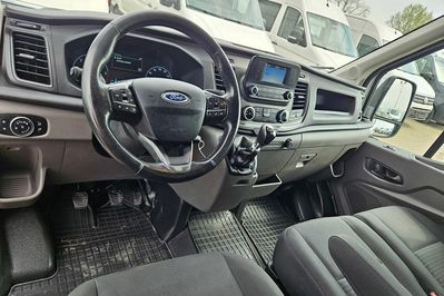 Ford Transit L4H3