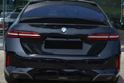 BMW Seria 5 550e xDrive M Sport