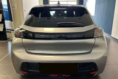 Peugeot 208 Business 1.2 mHEV e-DCS6