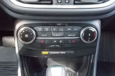 Ford Puma Ecoboost Titanium Powershift