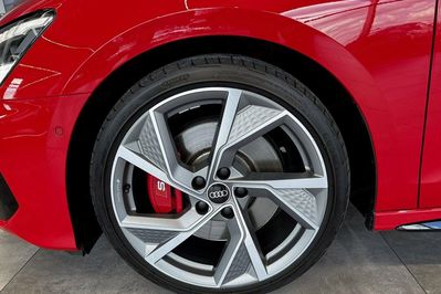 Audi A3 S3 TFSI quattro S tronic
