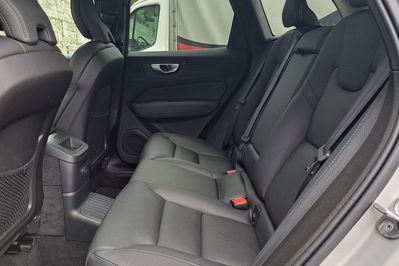 Volvo XC60 T6 Plug-In Hybrid AWD Plus Dark aut