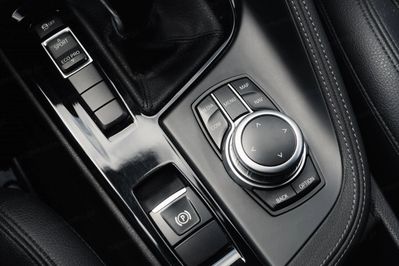 BMW X2 SDRIVE18I Gpf Advantage