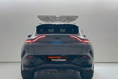 Aston Martin DBX 707