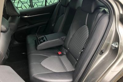 Toyota Camry 2.5 Hybrid Prestige