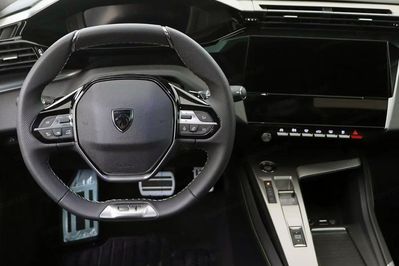 Peugeot 408 GT Exclusive S&S 1.2 mHEV  e-DSC6