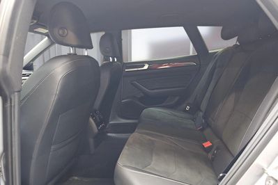 Volkswagen Arteon 2.0 TSI  R-Line DSG