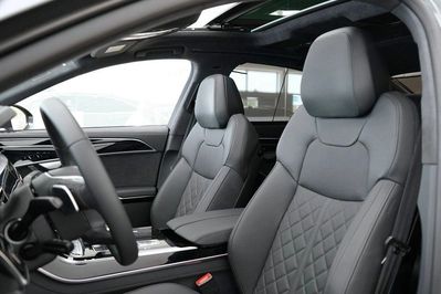 Audi A8 L 60 TFSI e quattro Tiptr.