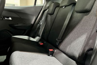 Peugeot 2008 Edition e-DCS6 PureTech mHEV
