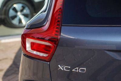 Volvo XC40 B3 Plus Dark