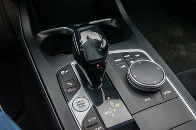 BMW Seria 1 118i Advantage aut