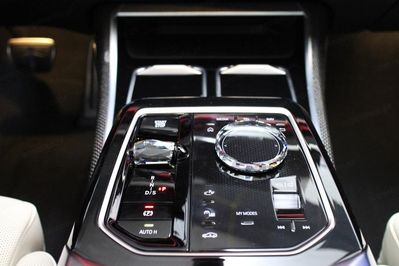 BMW Seria 7 740d xDrive M Sport
