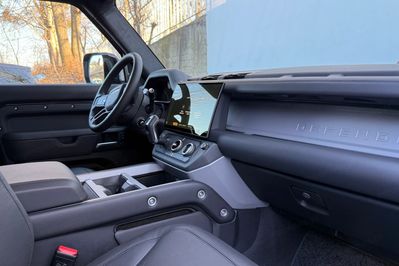 Land Rover Defender 110 D350 X-Dynamic HSE