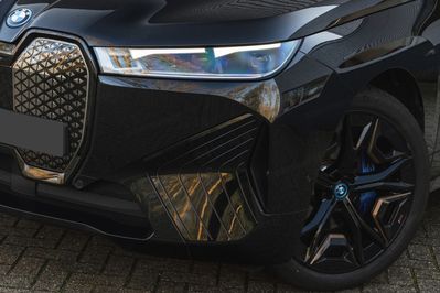 BMW iX xDrive50