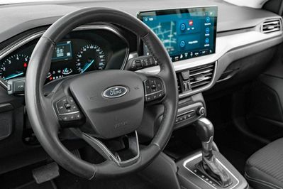 Ford Focus 1.0 EcoBoost mHEV Titanium aut