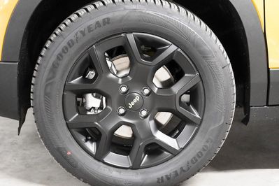 Jeep Avenger Overland 4xe 1.2 T3