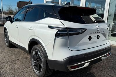 Nissan Qashqai N-Connecta Xtronic 1.3 DIG-T mHEV