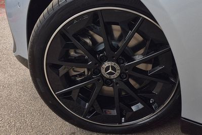 Mercedes CLA 200 Shooting Brake AMG Line