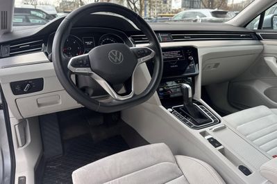 Volkswagen Passat Elegance 2.0 TDI  DSG