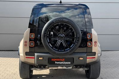 Land Rover Defender 110 P635 V8 mHEV Octa