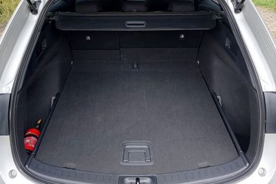 Suzuki Swace 1.8 Hybrid Premium Plus CVT