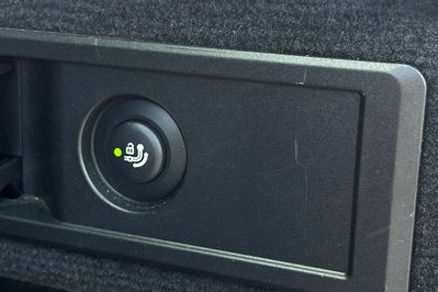BMW Seria 3 330e xDrive M Sport sport-aut