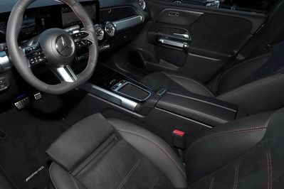 Mercedes GLB 220 4-Matic AMG Line