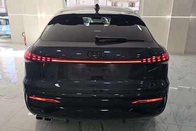 Audi Q5 TDI quattro Sportback S line