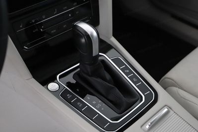 Volkswagen Passat 2.0 Tdi Elegance Dsg