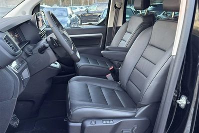 Peugeot Traveller Long L2H1 Business VIP EAT8