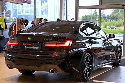 BMW Seria 3 320d xDrive M Sport sport-aut