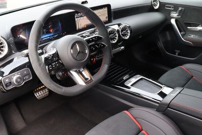 Mercedes A Klasa 45 S AMG 4-Matic +