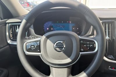 Volvo V60 B4 B Plus Dark aut
