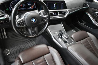 BMW Seria 3 Touring 320d xDrive M Sport
