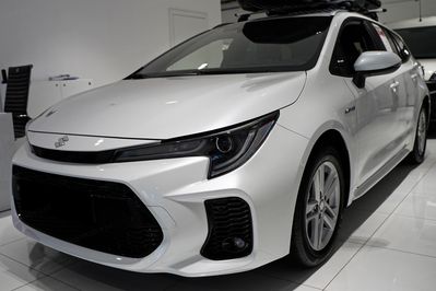 Suzuki Swace Elegance 1.8 Hybrid CVT