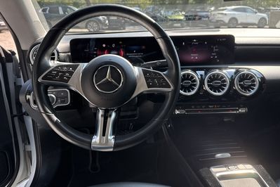 Mercedes CLA 200