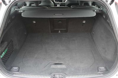 Volvo V60 T6 AWD Plug-In Hybrid Plus Dark